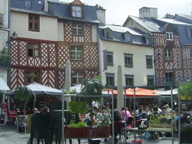 Marche-des-Lices-hotel-hisseo